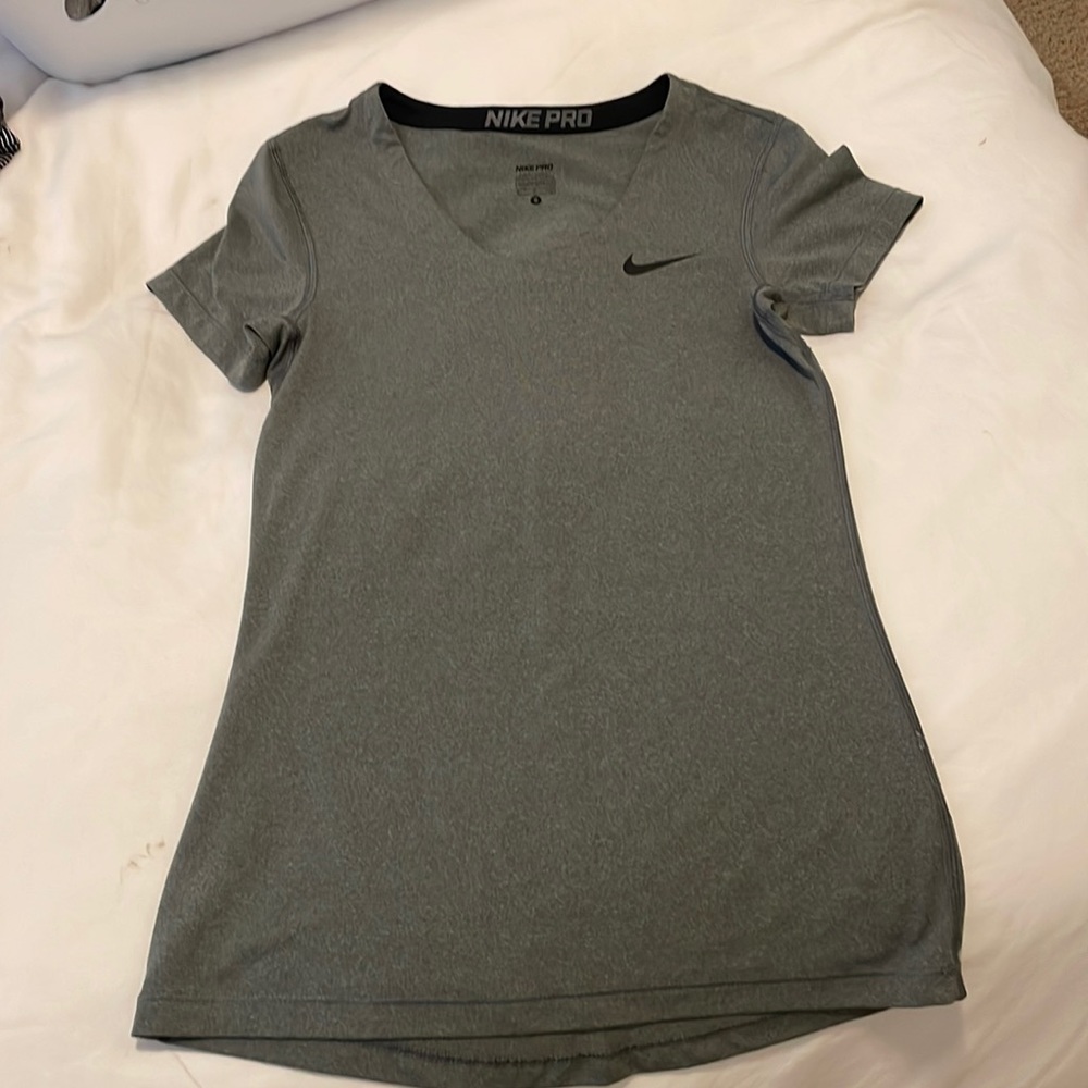 Nike Pro Tee - perfect condition! Size S